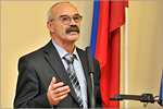 Director of Aerospace Institute of the OSU Anatoliy Serdyuk.     [70 Kb]