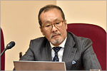 Lecturer Hiroyuki Kurati