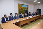 Visitors from the government of the Ehima Prefecture.     [131 Kb]