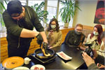 How to cook Okonomiyaki.     [207 Kb]